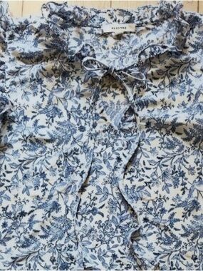 Pleione Cream Top with Blue Floral Print